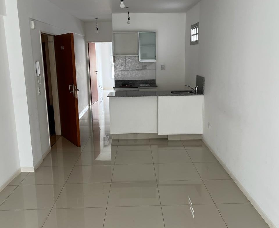 Monroe Al 2800 2 Amb Frte. C/balcon Impec. 4to Piso