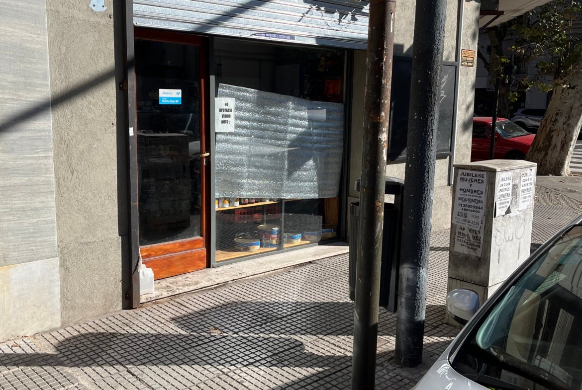 LOCAL VENTA AVELLANEDA Y CHIVILCOY