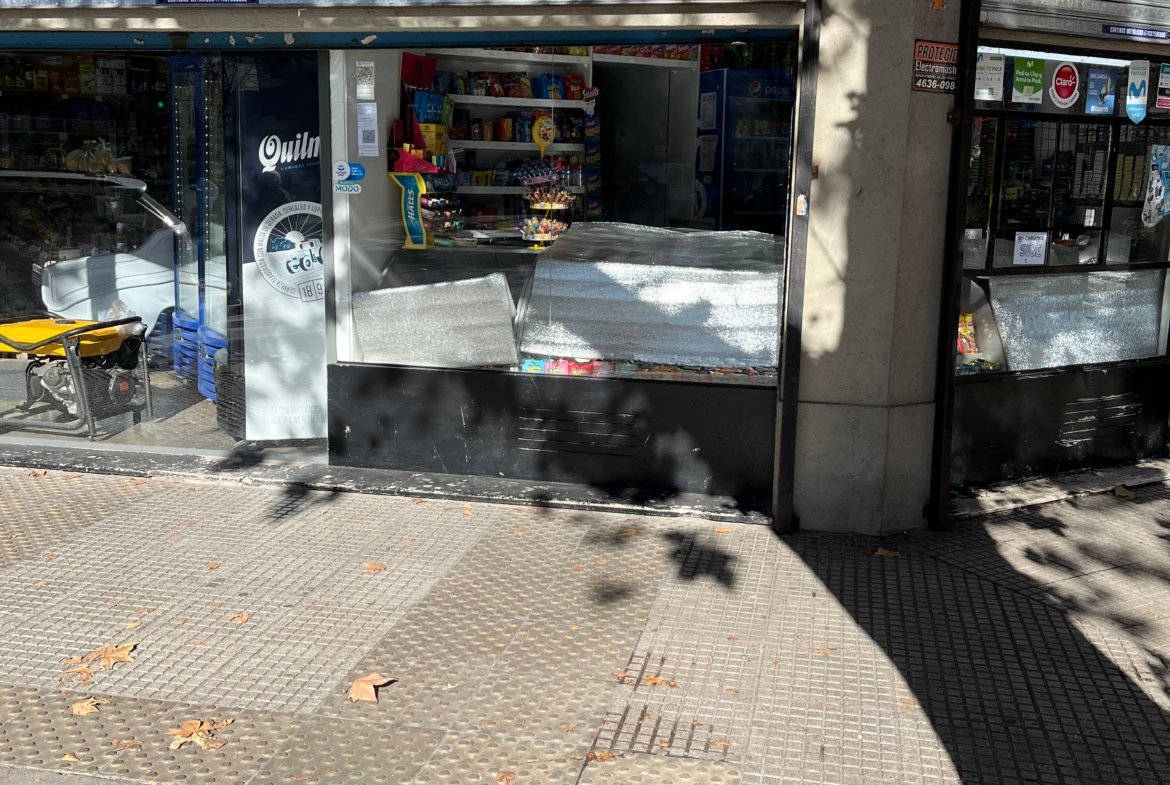LOCAL VENTA AVELLANEDA Y CHIVILCOY