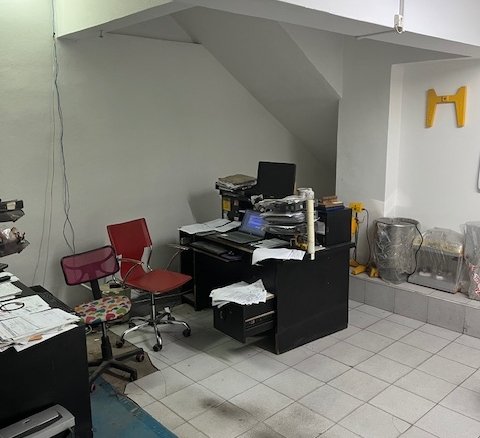 Deposito/local en Alquiler Sarmiento 2900 (Once)
