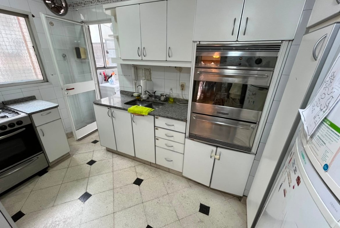 Impecable 5 Amb. Av Pueyrredón y Av Córdoba