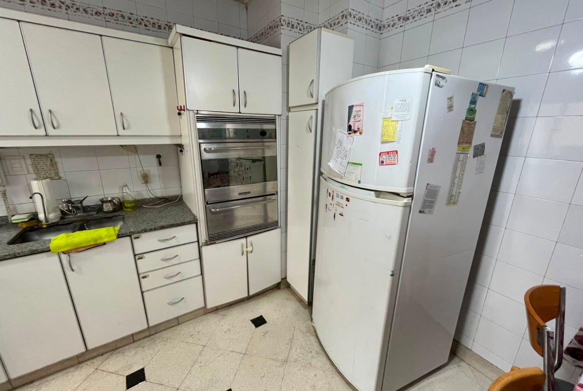 Impecable 5 Amb. Av Pueyrredón y Av Córdoba