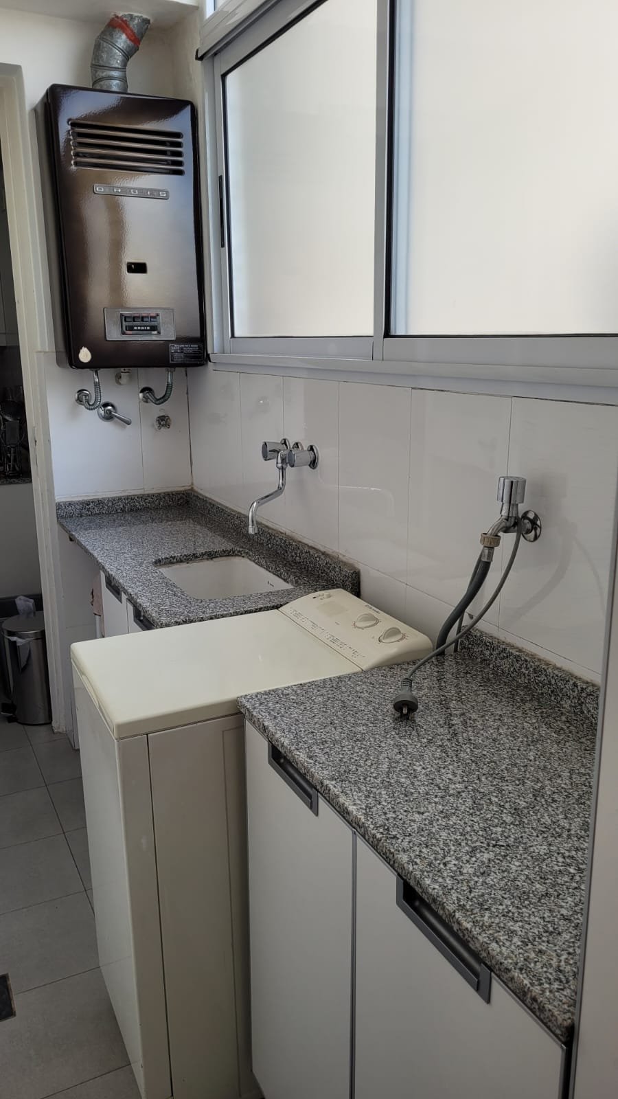 LAVADERO Alquiler 3 Amb. con Dependencia, o 3° Dormit. con o Sin Muebles, Jean Jaures Al 900