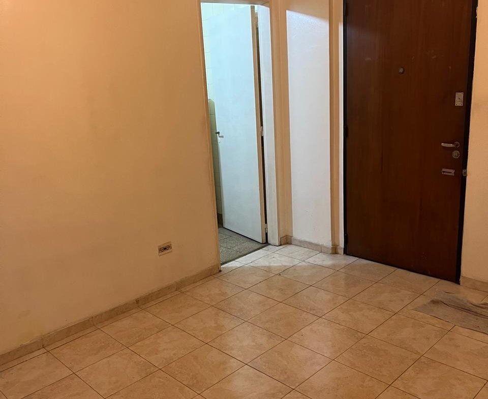 Av Pueyrredón Al 800 2 Amb.