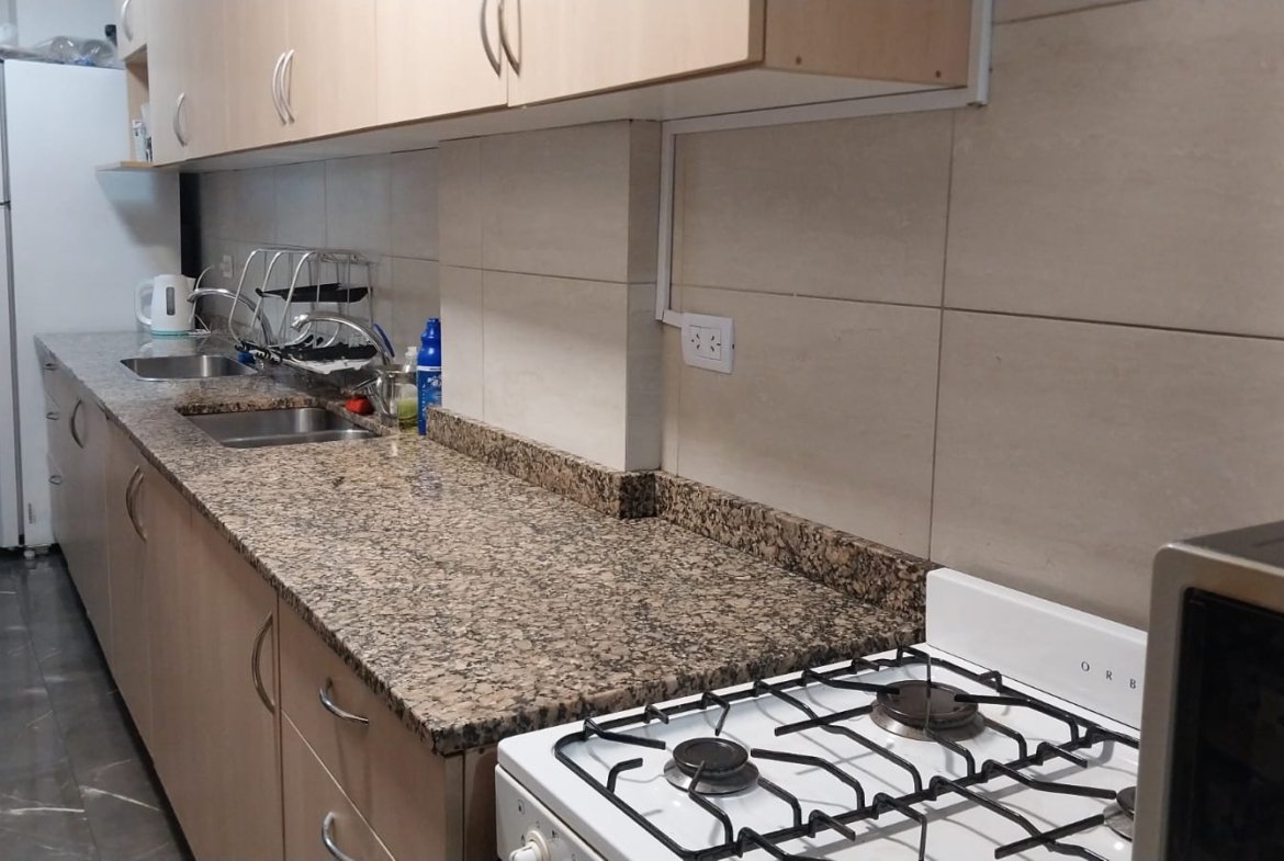 Valentin Gomez Al 2900 3 Amb. C/dep. 79 m²