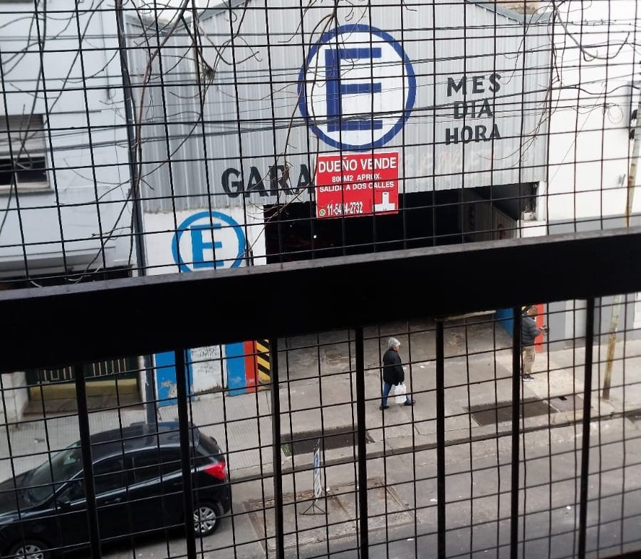 Valentin Gomez Al 2900 3 Amb. C/dep. 79 m²